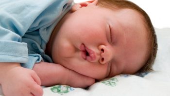 HD Wallpaper of Cute Baby Sleeping