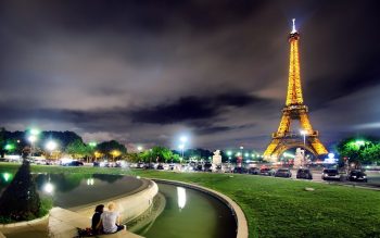 Amazing View of Eiffel Tower in Paris City of France HD Wallpaper