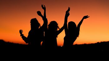Sunset Girls Party HD Wallpapers For Android 3D HD Wallpapers HD Wallpaper Download For Android Mobile