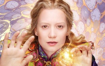 Alice Kingsleigh Alice Through The Looking Glass