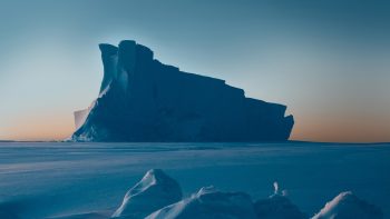 Iceberg Google Pixel Stock HD