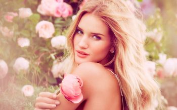 Rosie Huntington Whiteley Download HD Wallpaper For Dekstop PC Creative HD Wallpapers For Mobile