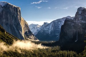 Mountains Of Yosemite National Park HD Wallpaper Download Wallpaper