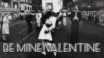 Be Mine Valentine New York Kiss Animated Gif Card
